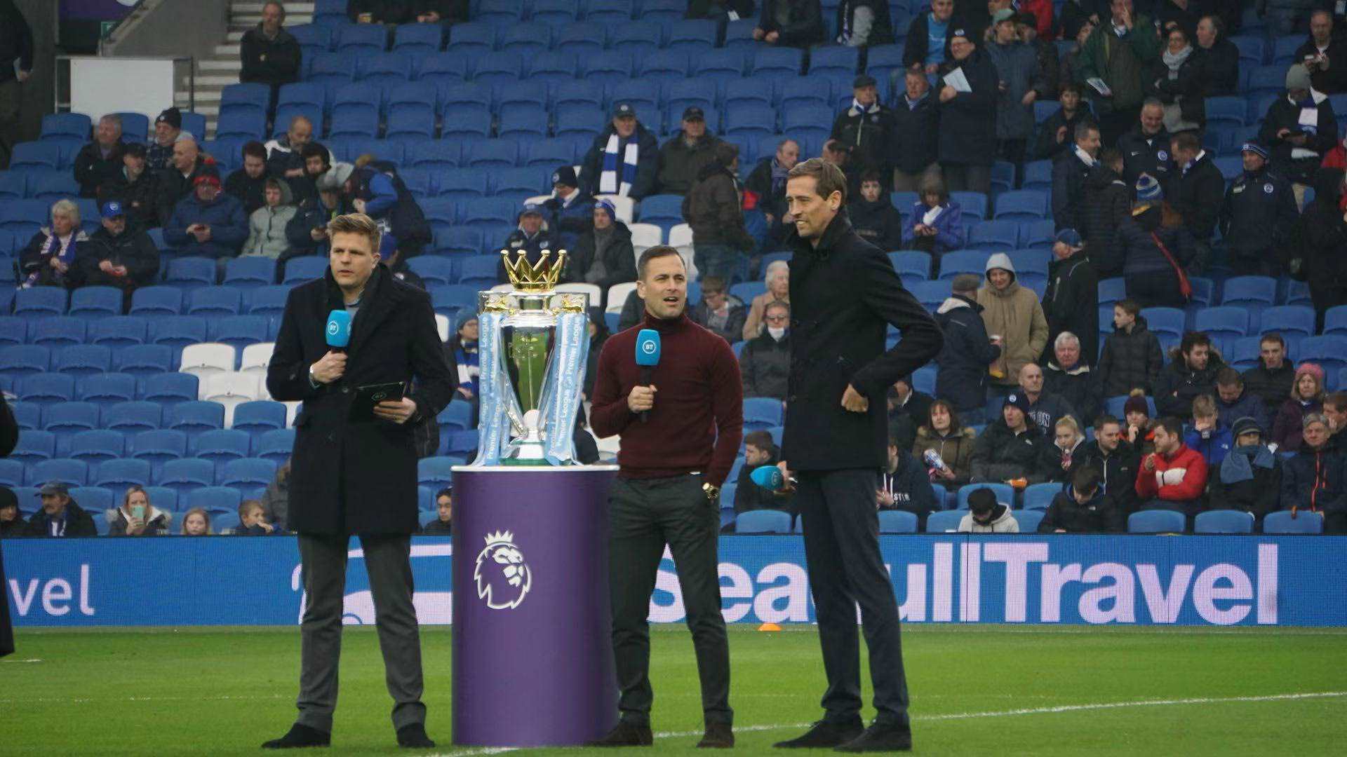 仅仅决定于 仅仅决定于